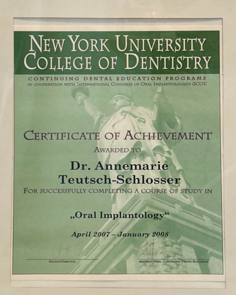 Zahnarztpraxis in Hanau Zertifikat Implantologie